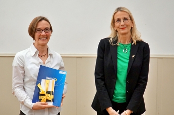 Stipendiatin Beate Haas und Petra Köllner-Kleinemeier, Präsidentin des ZC Heidelberg, Bild: PH Heidelberg